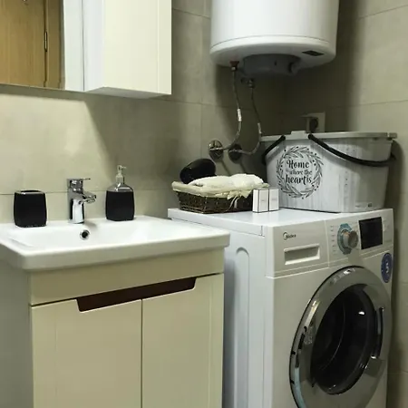 Center Serviced Апартаменти Скоп'є