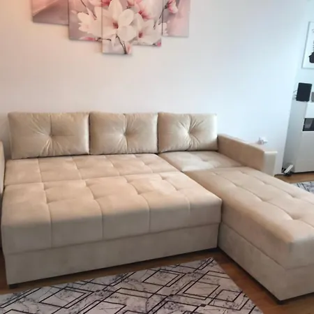 Апартаменти Center Serviced Скоп'є