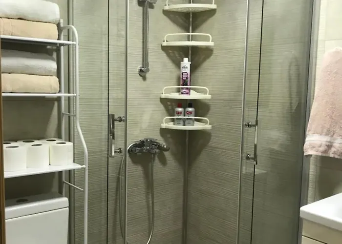 Center Serviced Apartment *